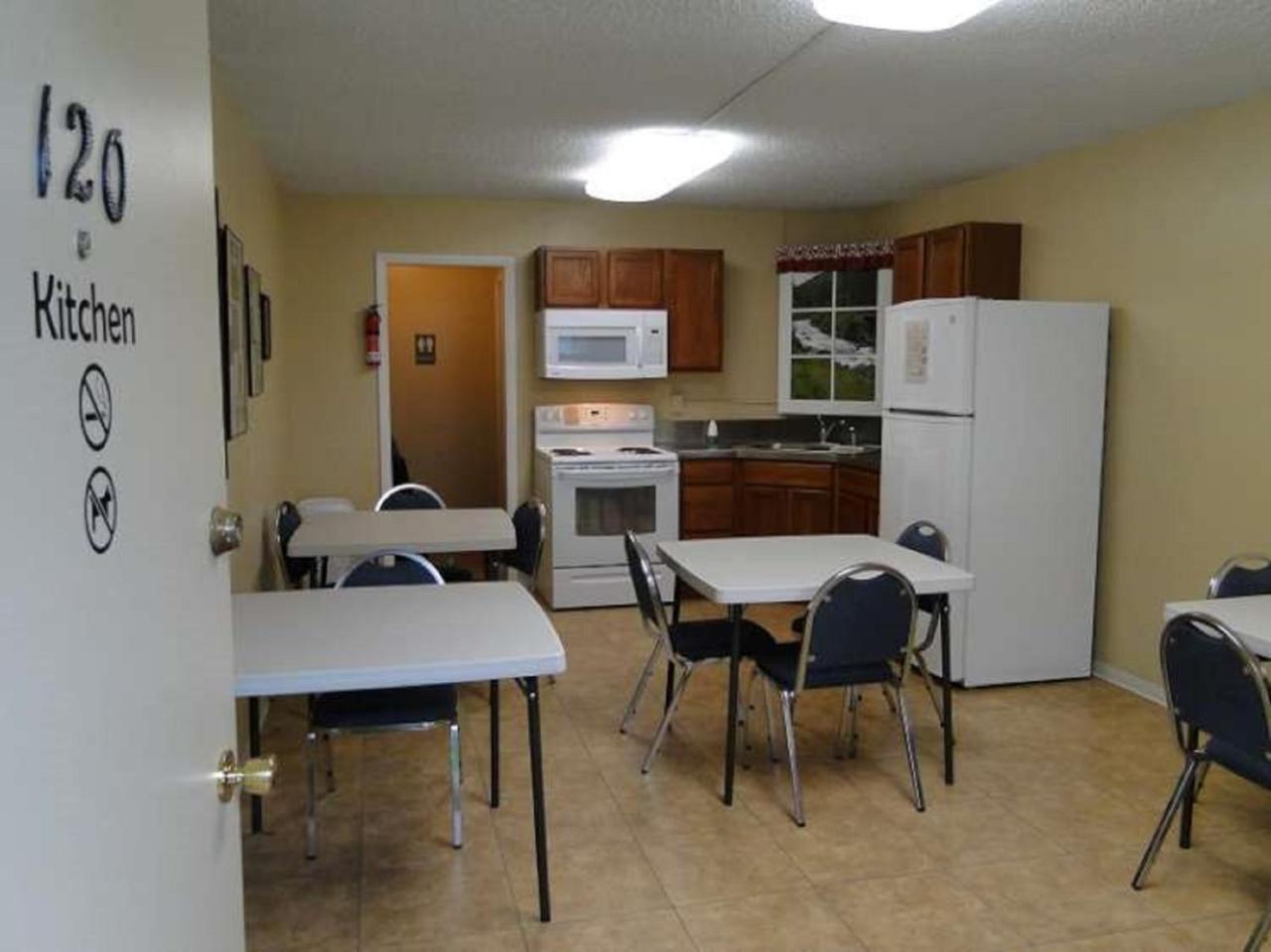 Konkolville Motel Orofino Екстериор снимка